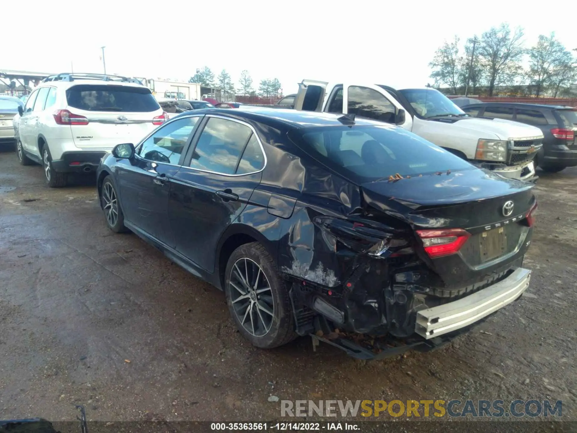 3 Фотография поврежденного автомобиля 4T1G11AK3MU594000 TOYOTA CAMRY 2021