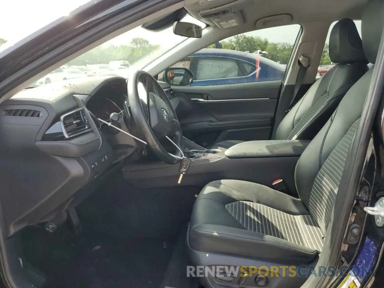 7 Photograph of a damaged car 4T1G11AK3MU600314 TOYOTA CAMRY 2021