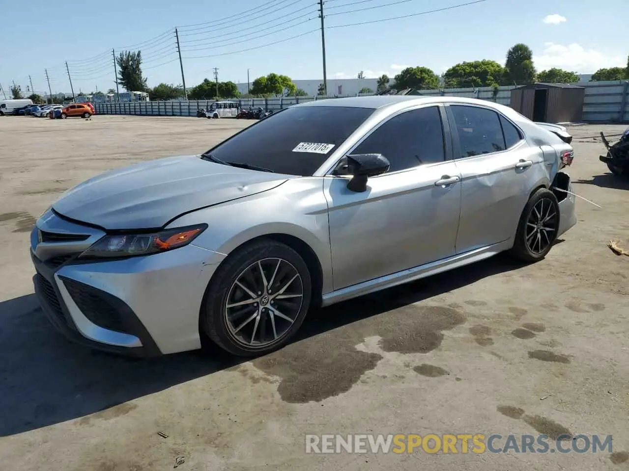 1 Photograph of a damaged car 4T1G11AK3MU605996 TOYOTA CAMRY 2021