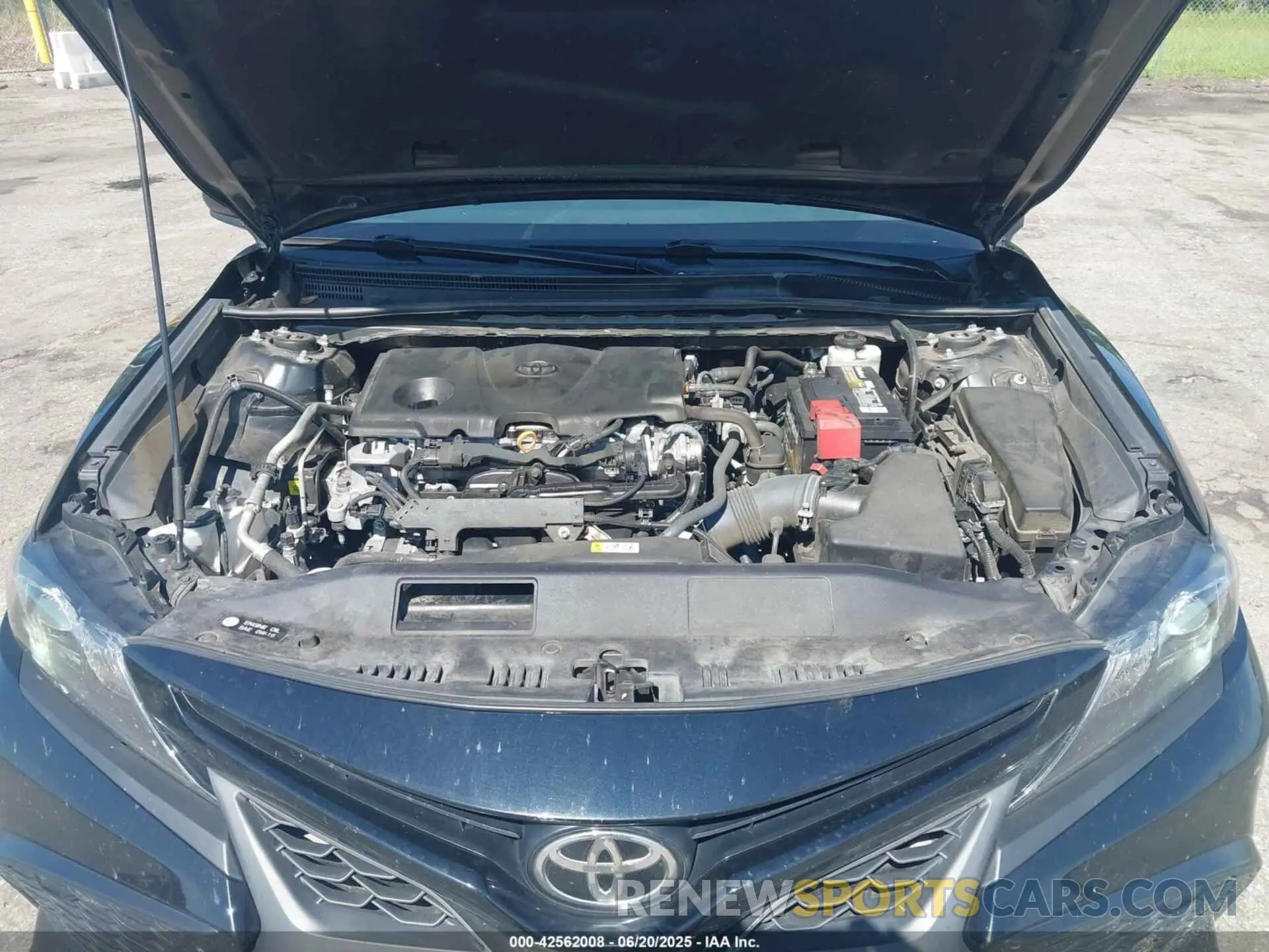10 Photograph of a damaged car 4T1G11AK4MU402373 TOYOTA CAMRY 2021