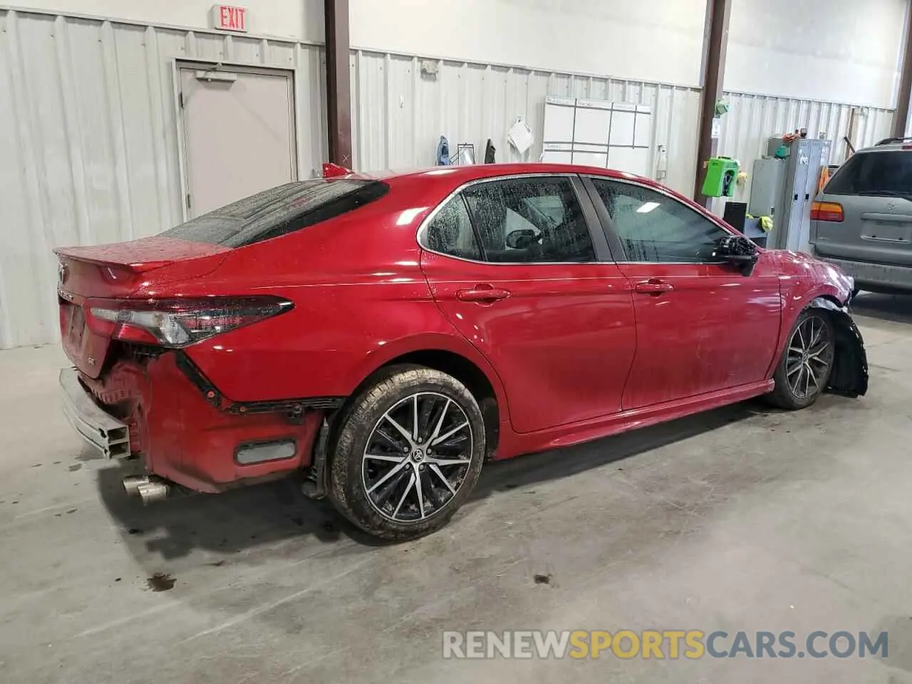 3 Photograph of a damaged car 4T1G11AK4MU410456 TOYOTA CAMRY 2021