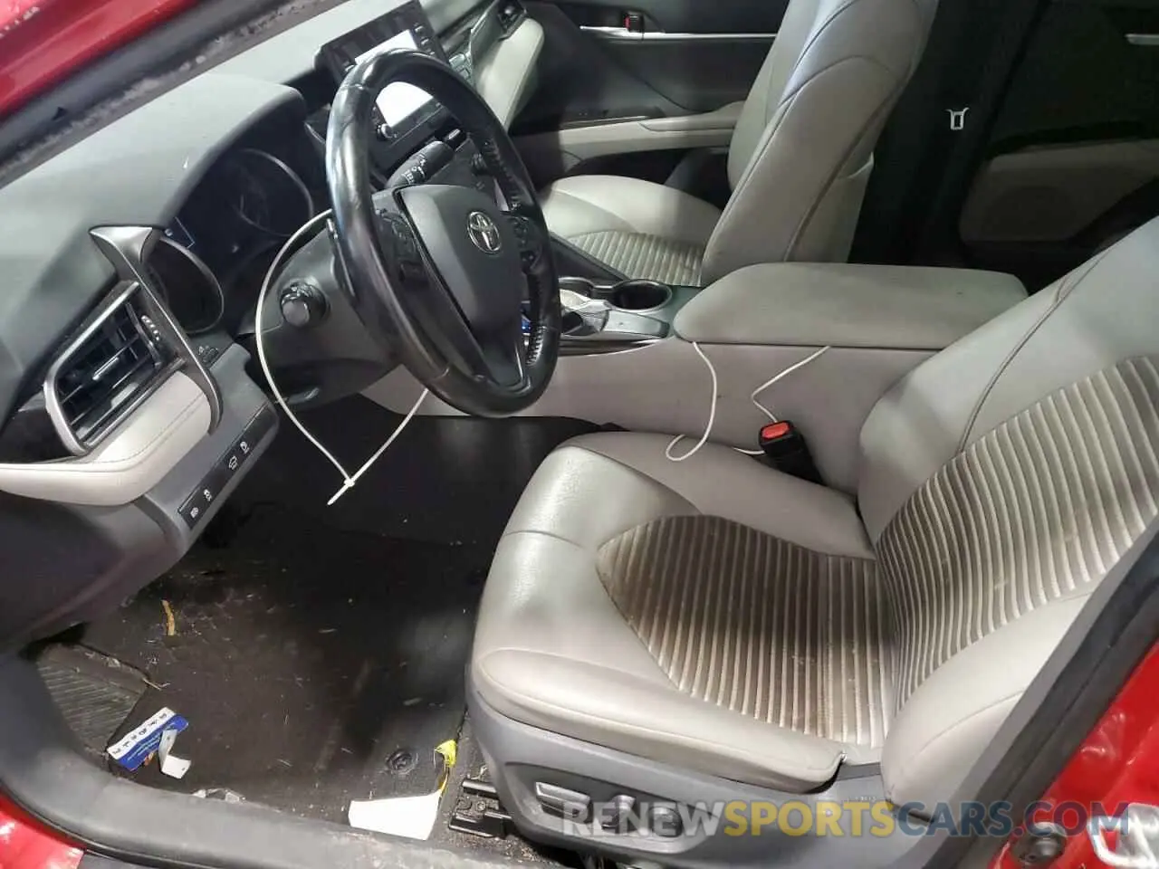 7 Photograph of a damaged car 4T1G11AK4MU410456 TOYOTA CAMRY 2021