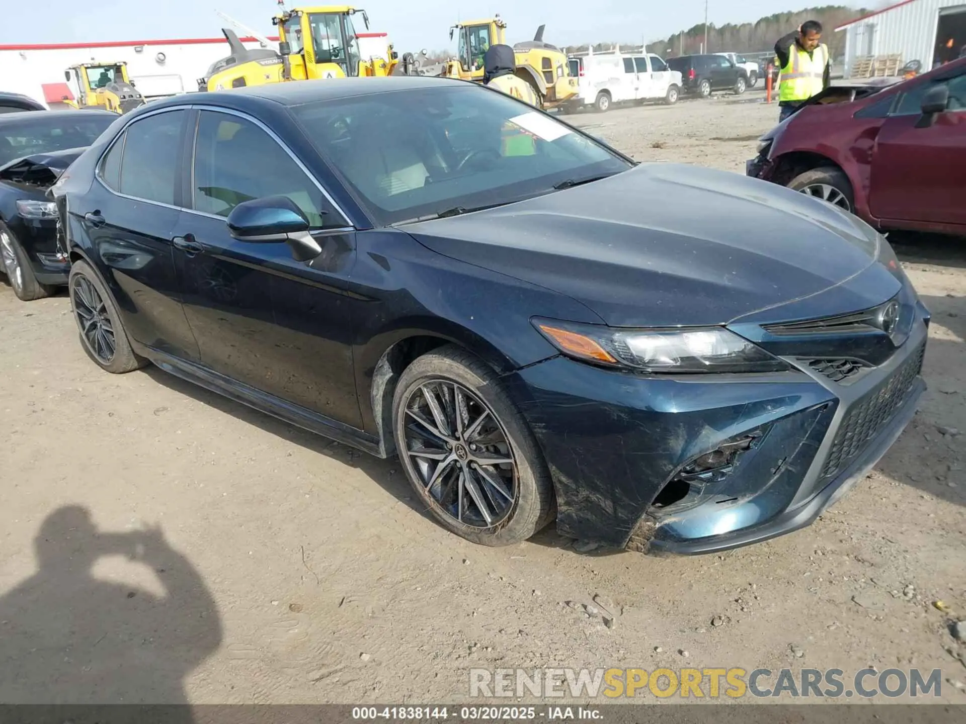 1 Photograph of a damaged car 4T1G11AK4MU422364 TOYOTA CAMRY 2021