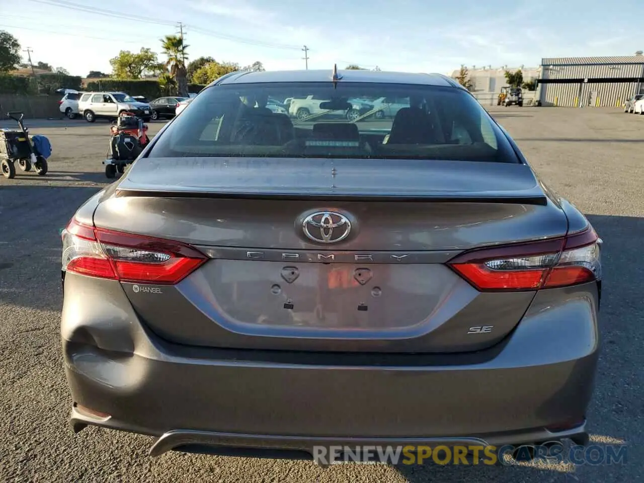 6 Photograph of a damaged car 4T1G11AK4MU436703 TOYOTA CAMRY 2021