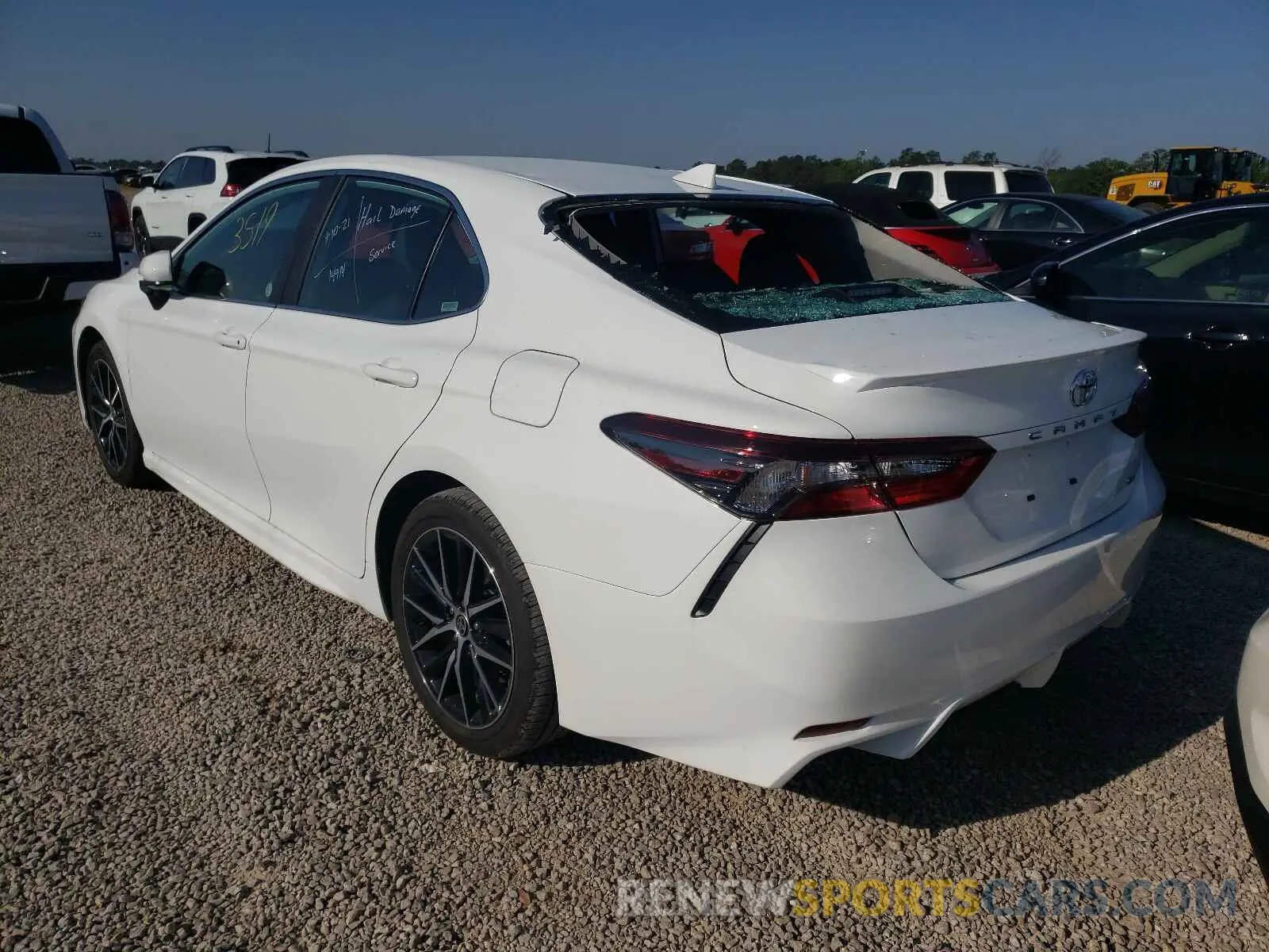 3 Photograph of a damaged car 4T1G11AK4MU438614 TOYOTA CAMRY 2021