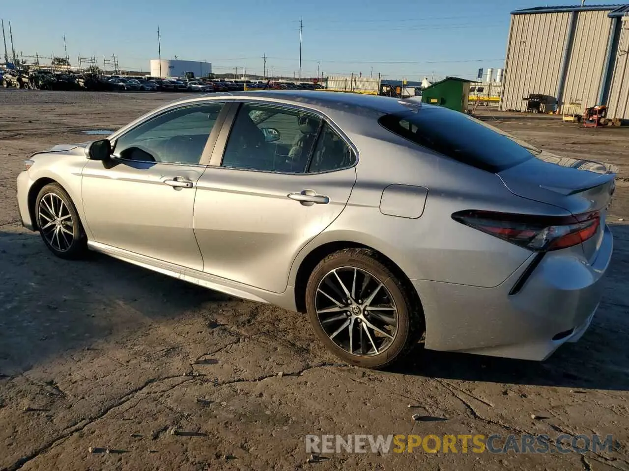2 Фотография поврежденного автомобиля 4T1G11AK4MU459897 TOYOTA CAMRY 2021