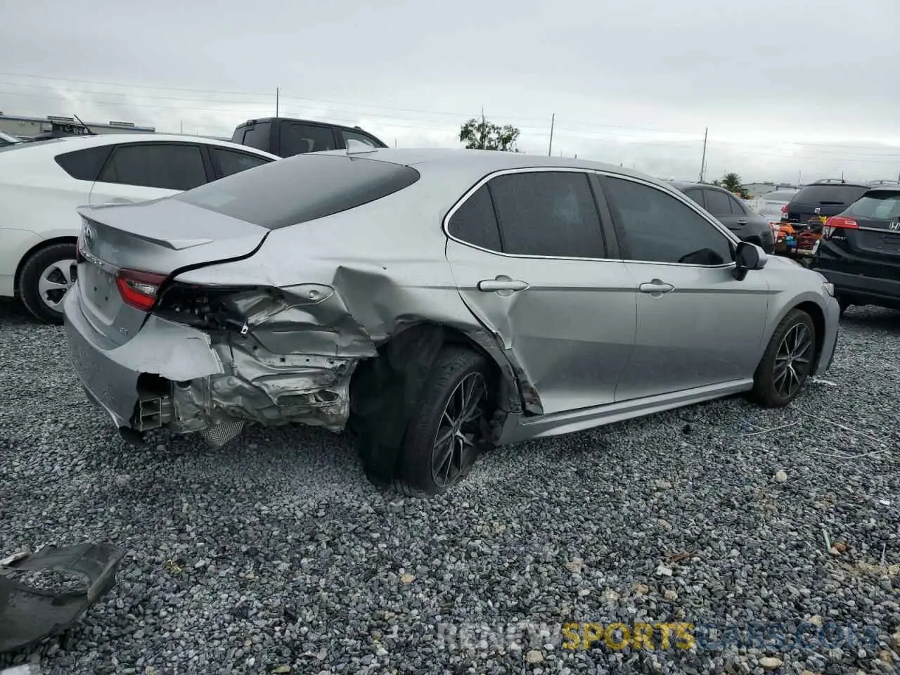 3 Photograph of a damaged car 4T1G11AK4MU484203 TOYOTA CAMRY 2021