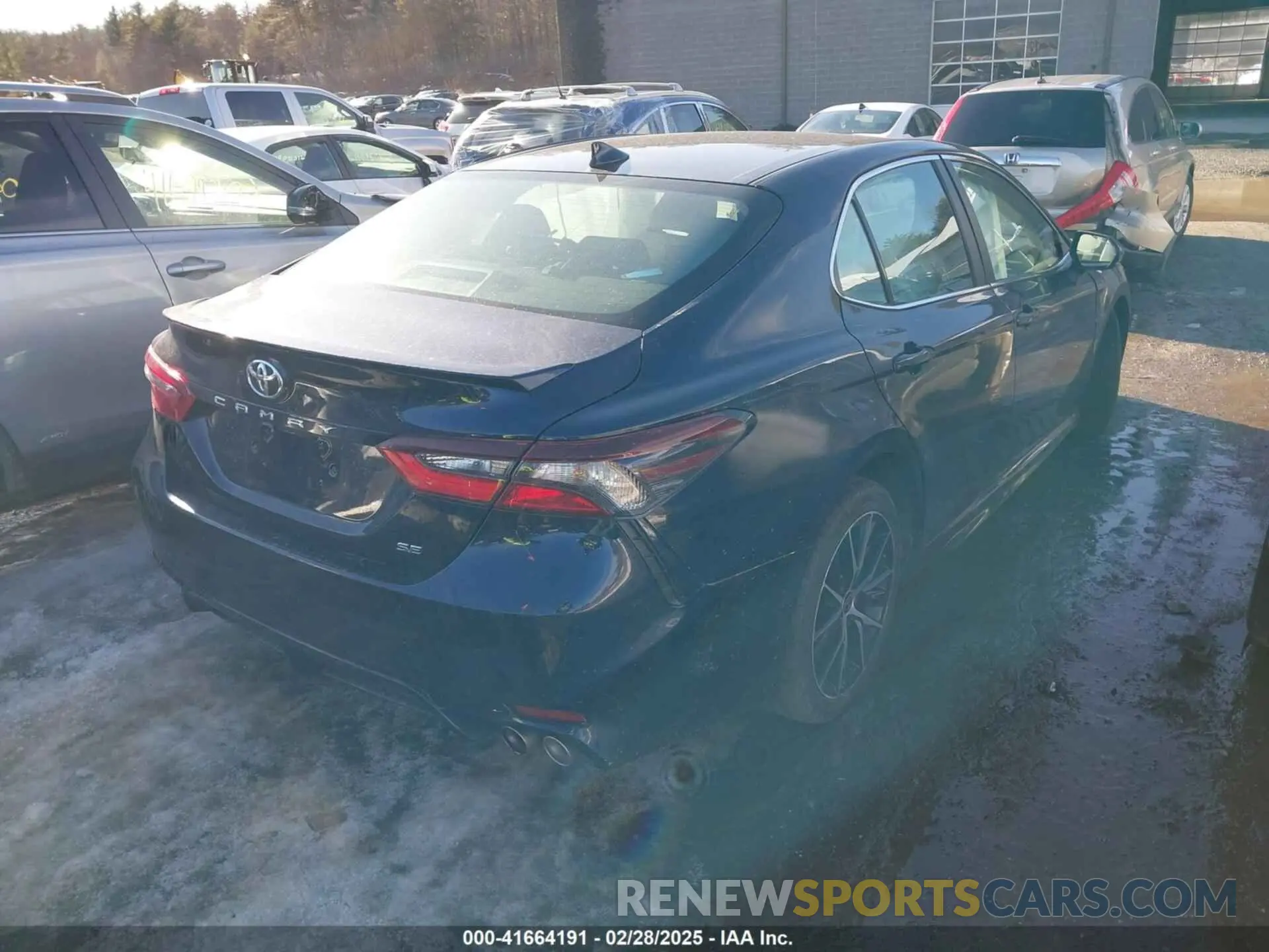 4 Photograph of a damaged car 4T1G11AK4MU484377 TOYOTA CAMRY 2021