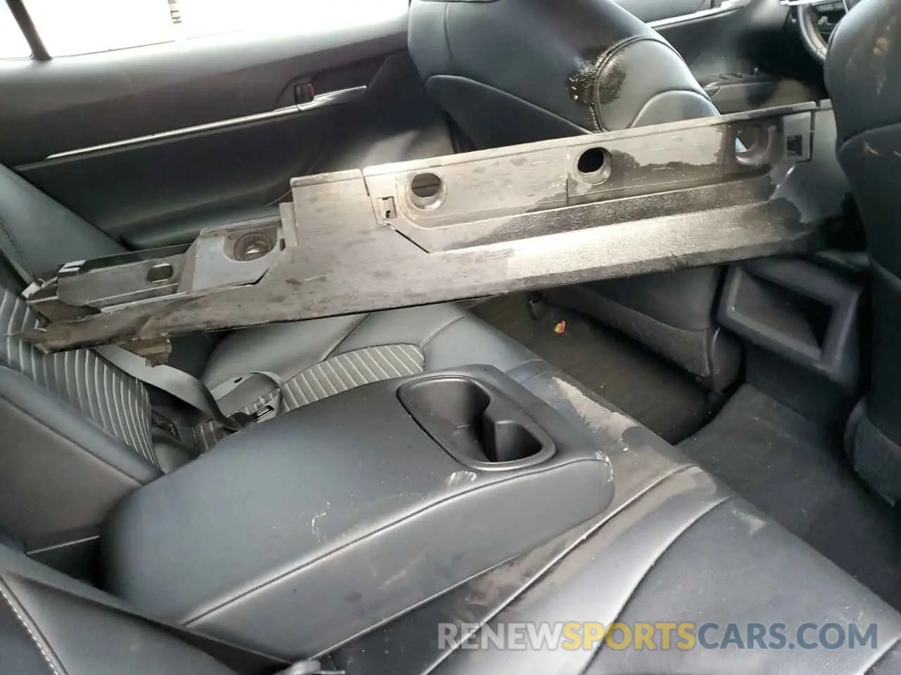 12 Фотография поврежденного автомобиля 4T1G11AK4MU485867 TOYOTA CAMRY 2021
