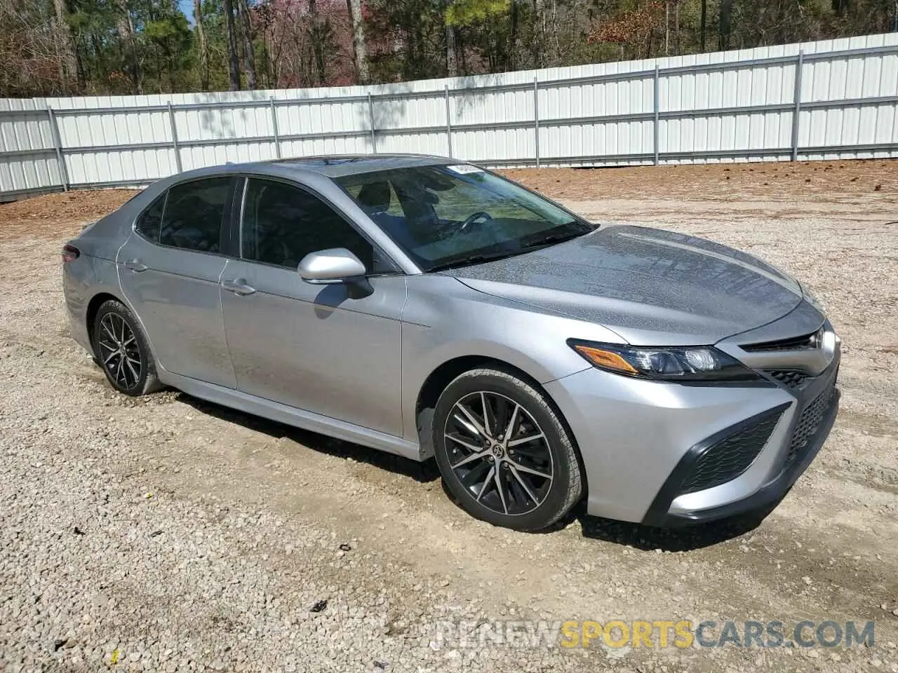 4 Photograph of a damaged car 4T1G11AK4MU528779 TOYOTA CAMRY 2021