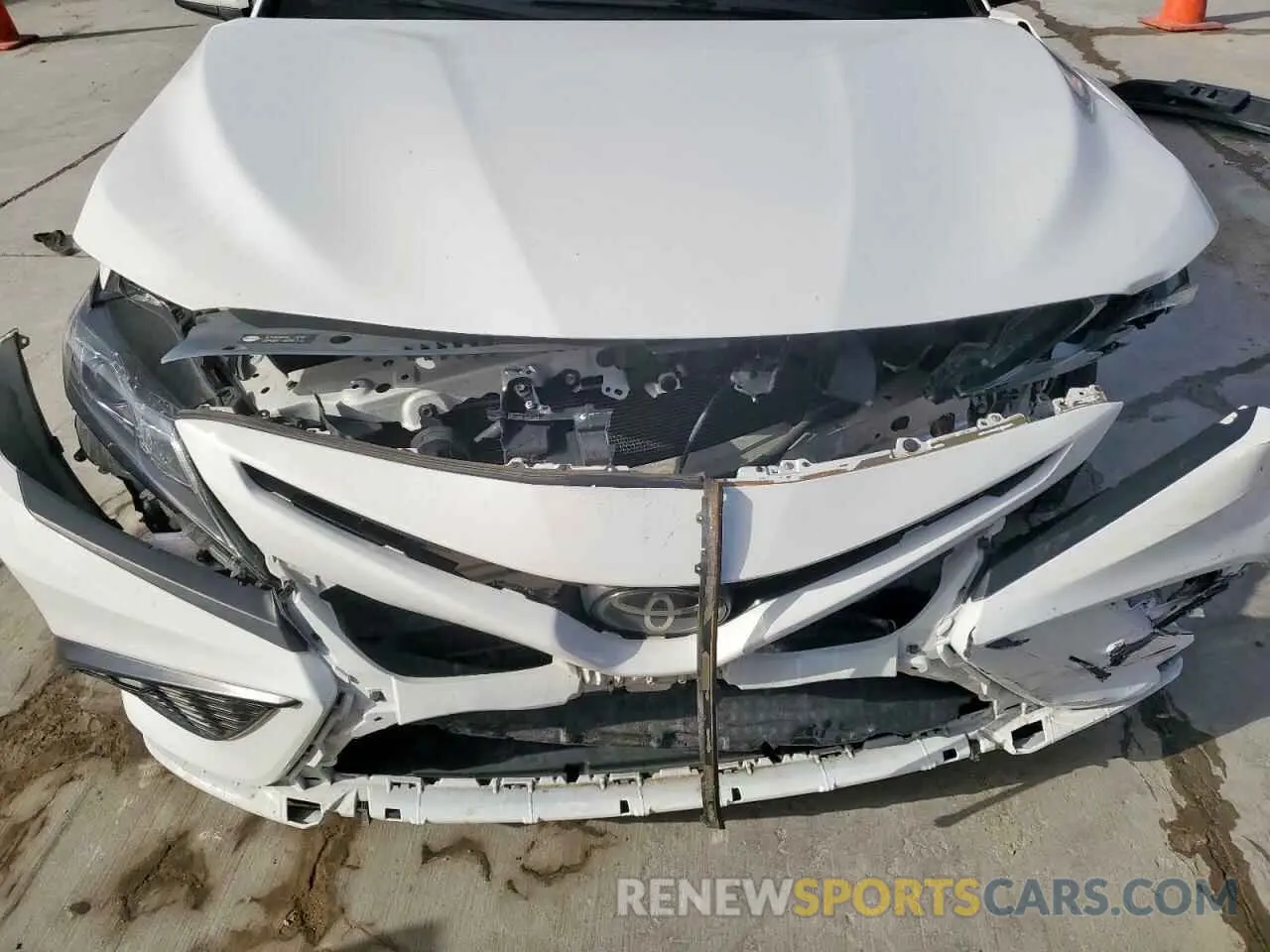 11 Фотография поврежденного автомобиля 4T1G11AK4MU542052 TOYOTA CAMRY 2021