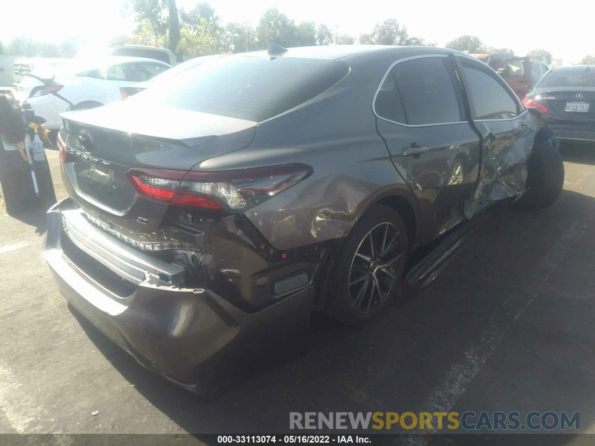 4 Photograph of a damaged car 4T1G11AK4MU561281 TOYOTA CAMRY 2021