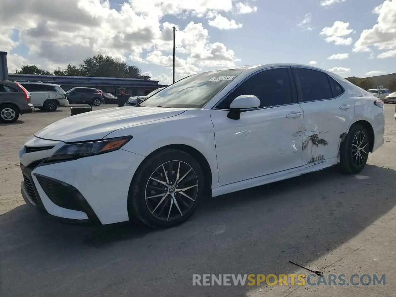 1 Photograph of a damaged car 4T1G11AK4MU596838 TOYOTA CAMRY 2021