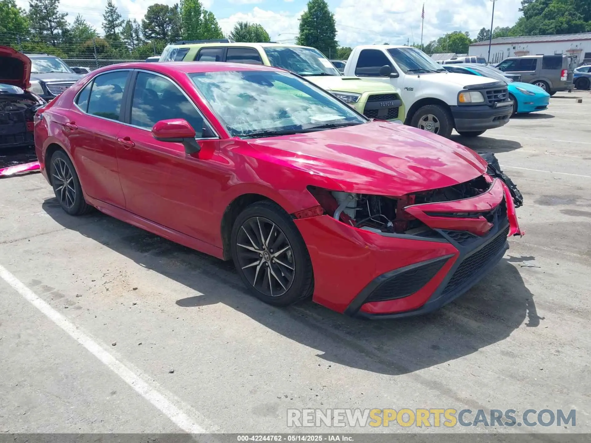 1 Фотография поврежденного автомобиля 4T1G11AK5MU407274 TOYOTA CAMRY 2021