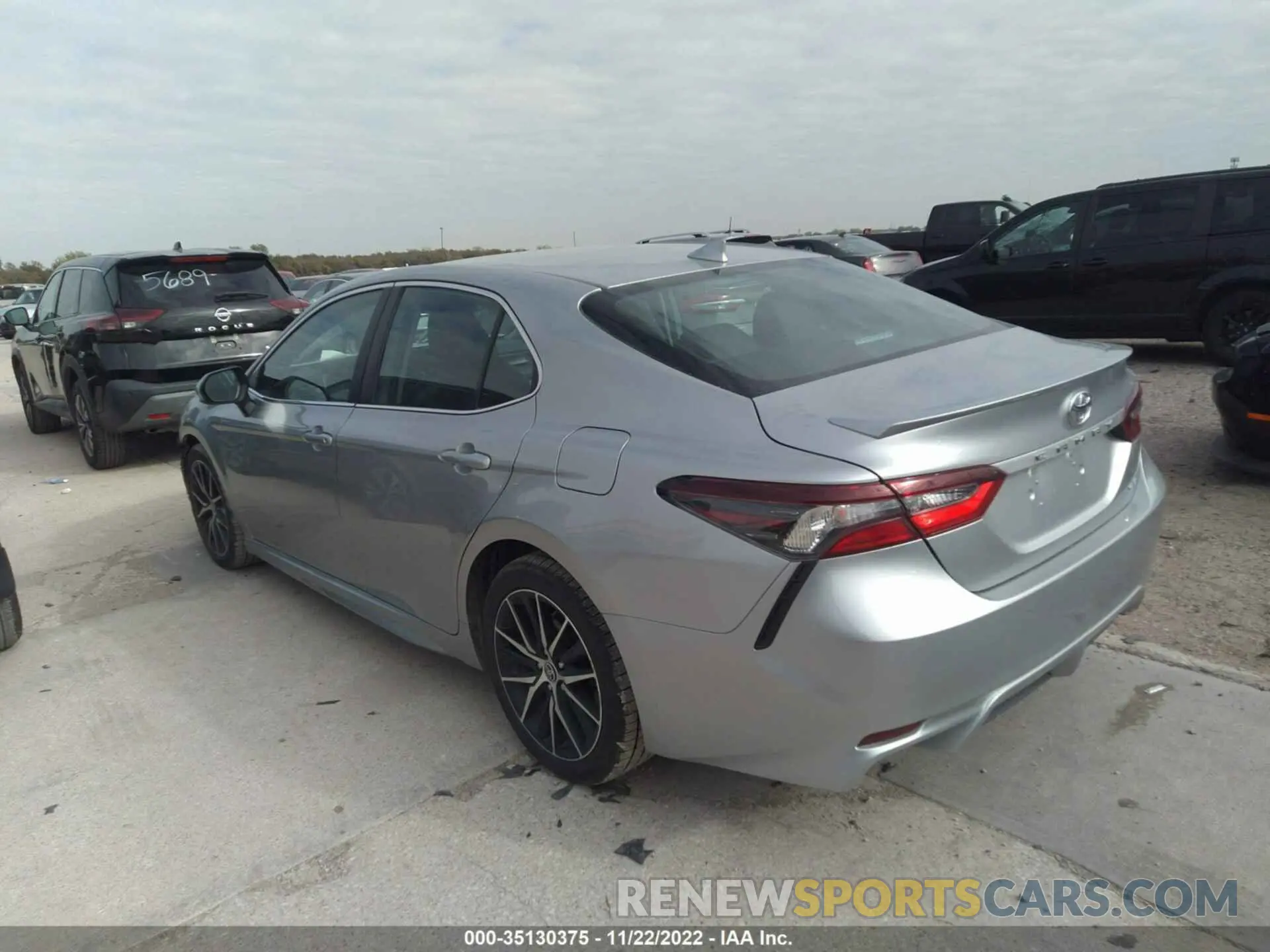 3 Photograph of a damaged car 4T1G11AK5MU408070 TOYOTA CAMRY 2021