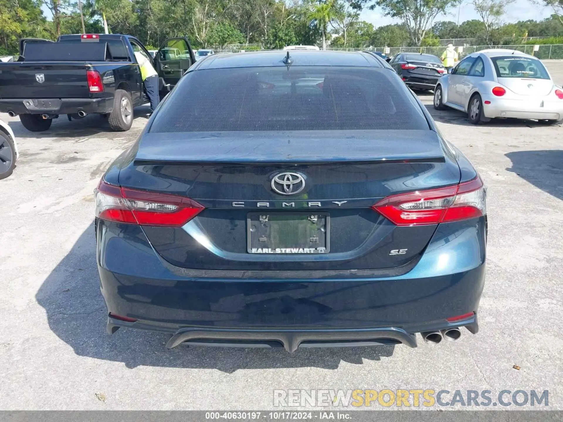 16 Photograph of a damaged car 4T1G11AK5MU446205 TOYOTA CAMRY 2021