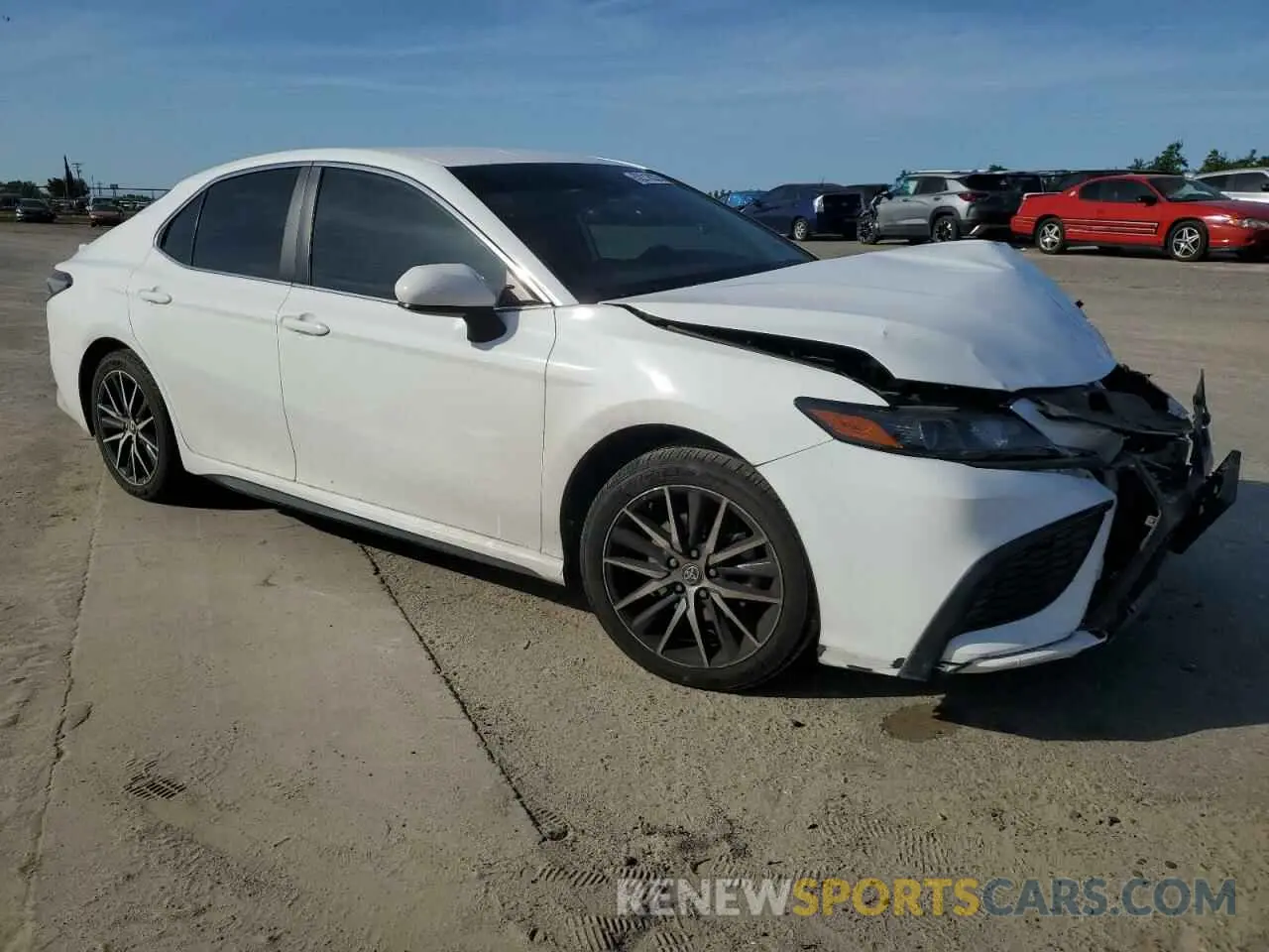 4 Photograph of a damaged car 4T1G11AK5MU483755 TOYOTA CAMRY 2021