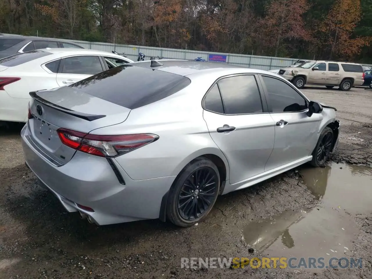 3 Фотография поврежденного автомобиля 4T1G11AK5MU493010 TOYOTA CAMRY 2021