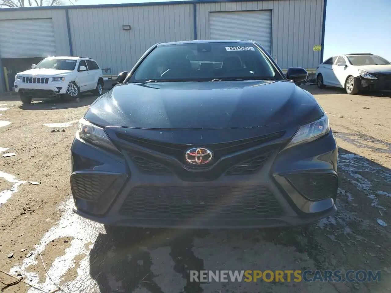 5 Photograph of a damaged car 4T1G11AK5MU526295 TOYOTA CAMRY 2021