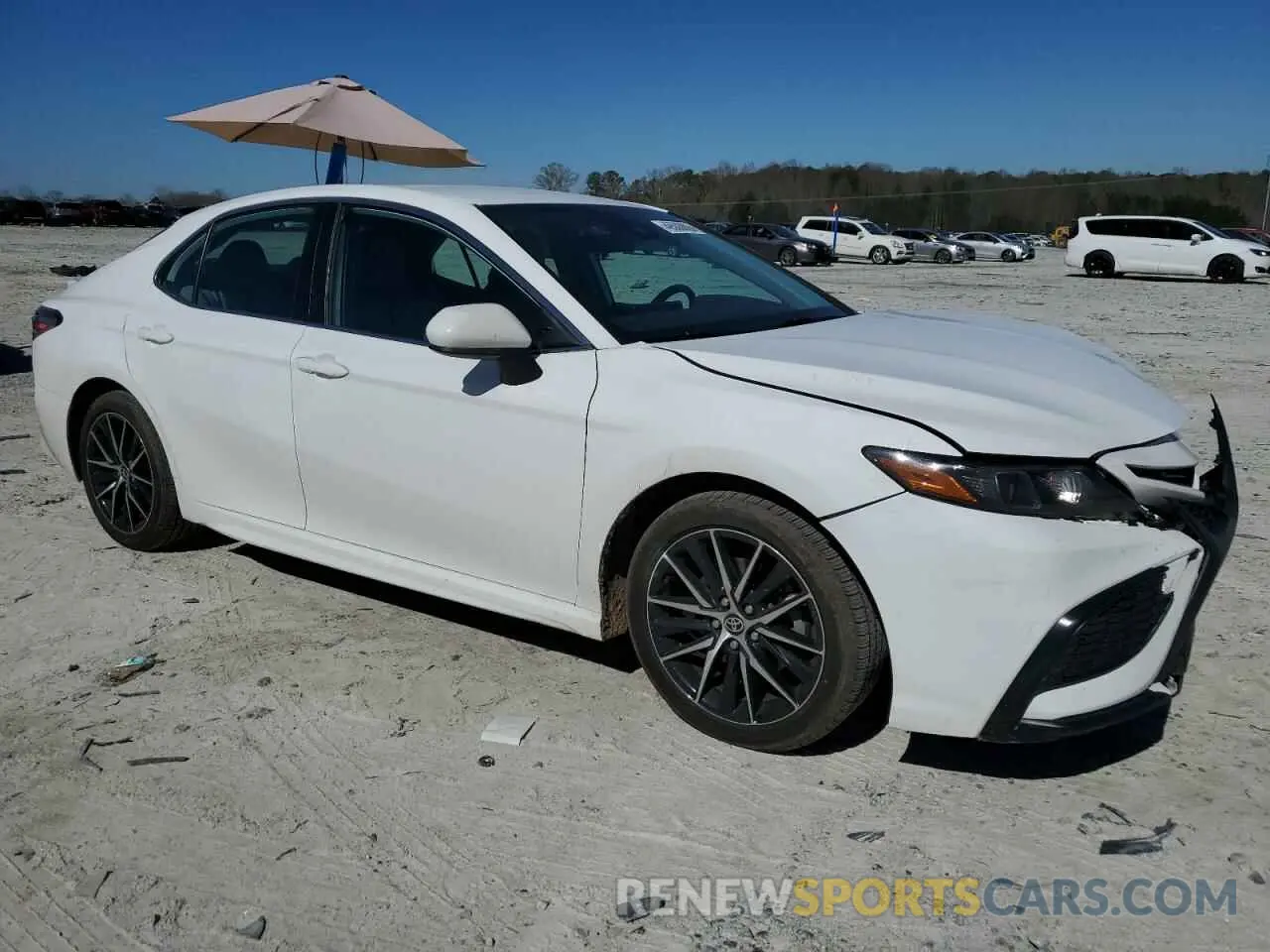 4 Photograph of a damaged car 4T1G11AK5MU547387 TOYOTA CAMRY 2021