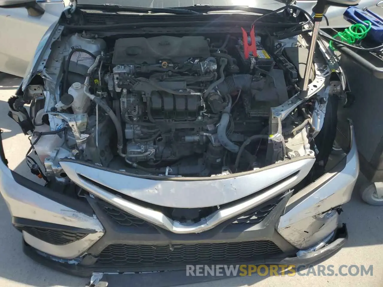 11 Photograph of a damaged car 4T1G11AK5MU551228 TOYOTA CAMRY 2021