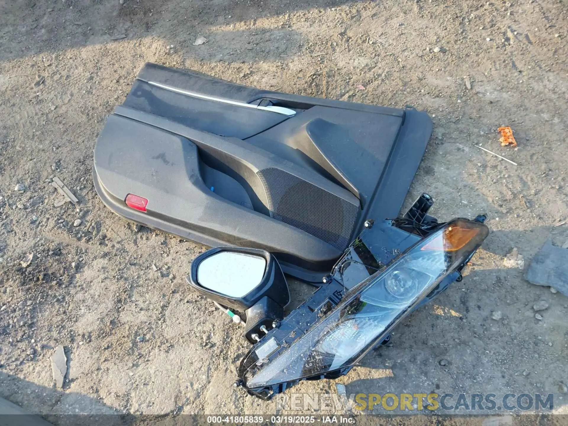 12 Photograph of a damaged car 4T1G11AK5MU573293 TOYOTA CAMRY 2021