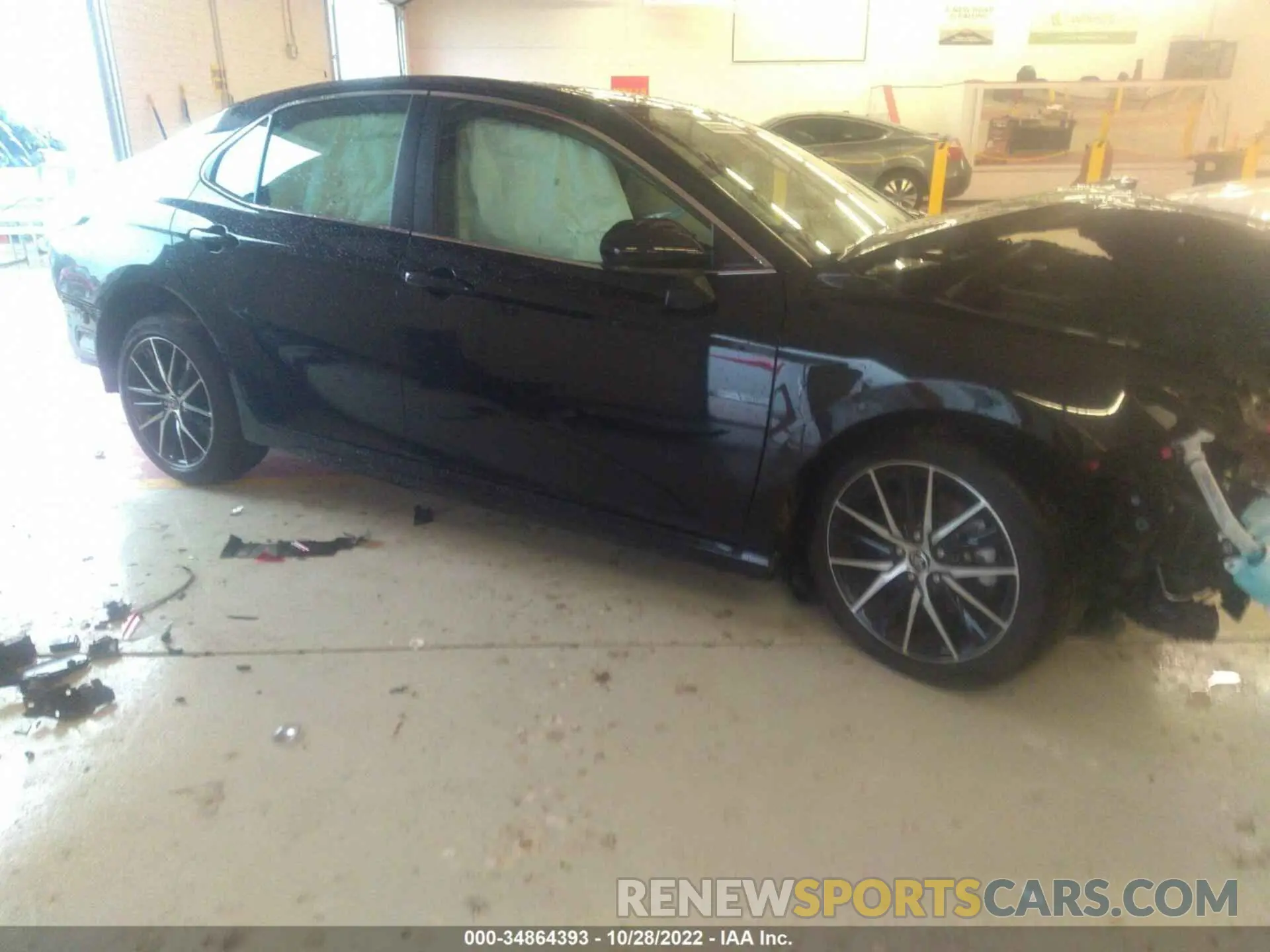 1 Photograph of a damaged car 4T1G11AK5MU583807 TOYOTA CAMRY 2021