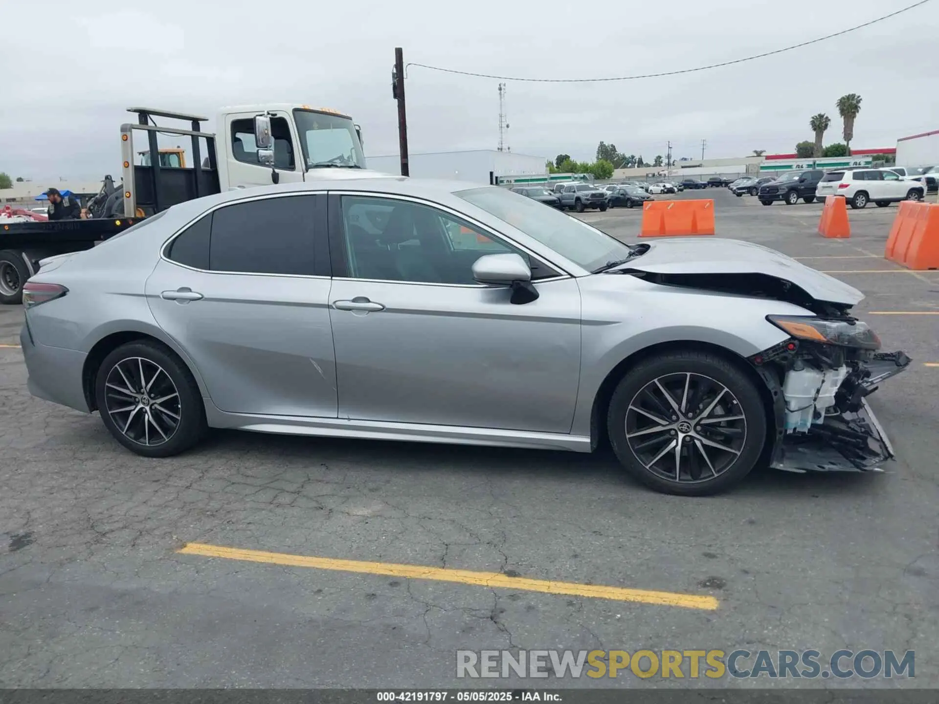 13 Фотография поврежденного автомобиля 4T1G11AK5MU590630 TOYOTA CAMRY 2021