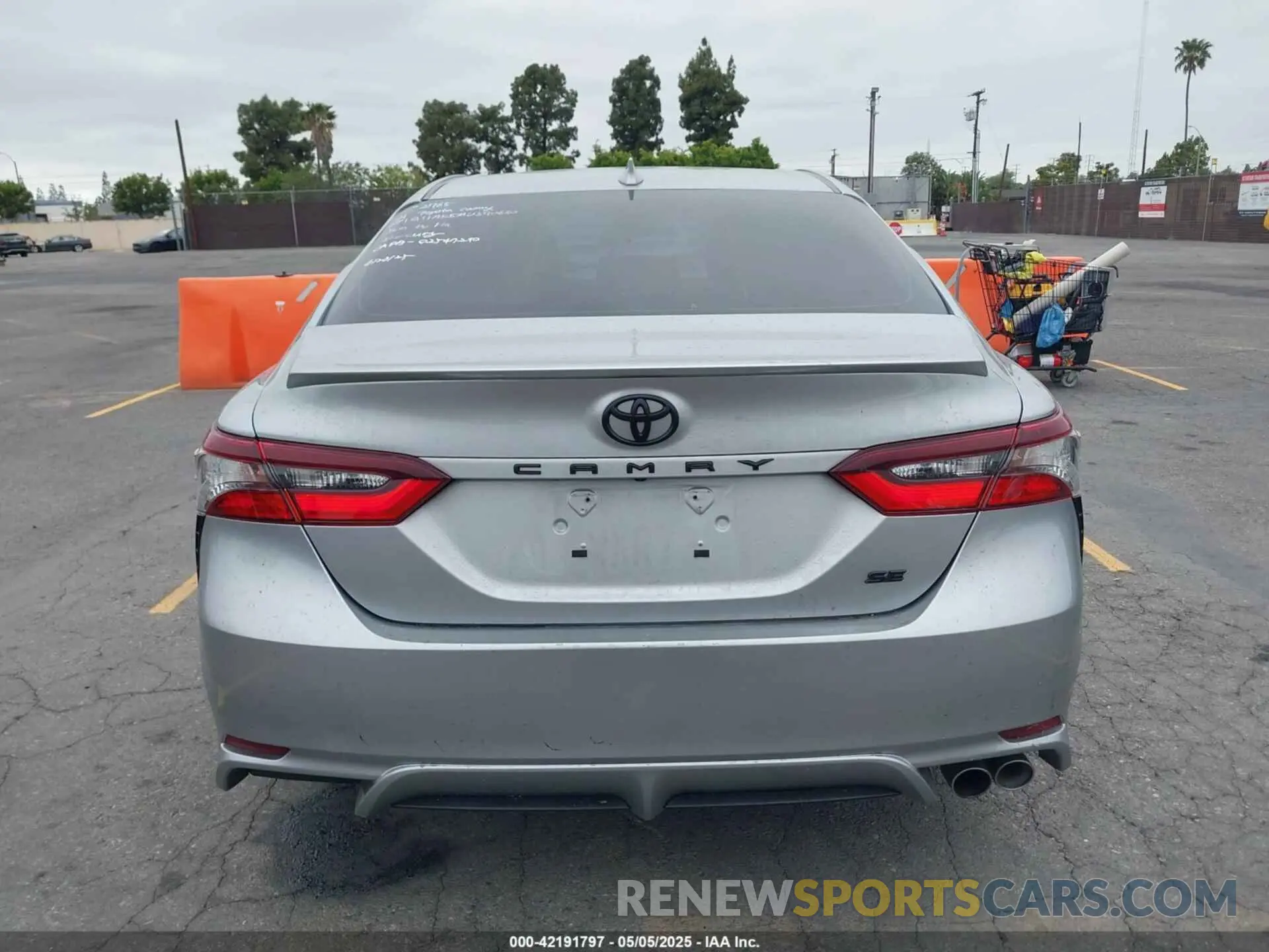 16 Фотография поврежденного автомобиля 4T1G11AK5MU590630 TOYOTA CAMRY 2021