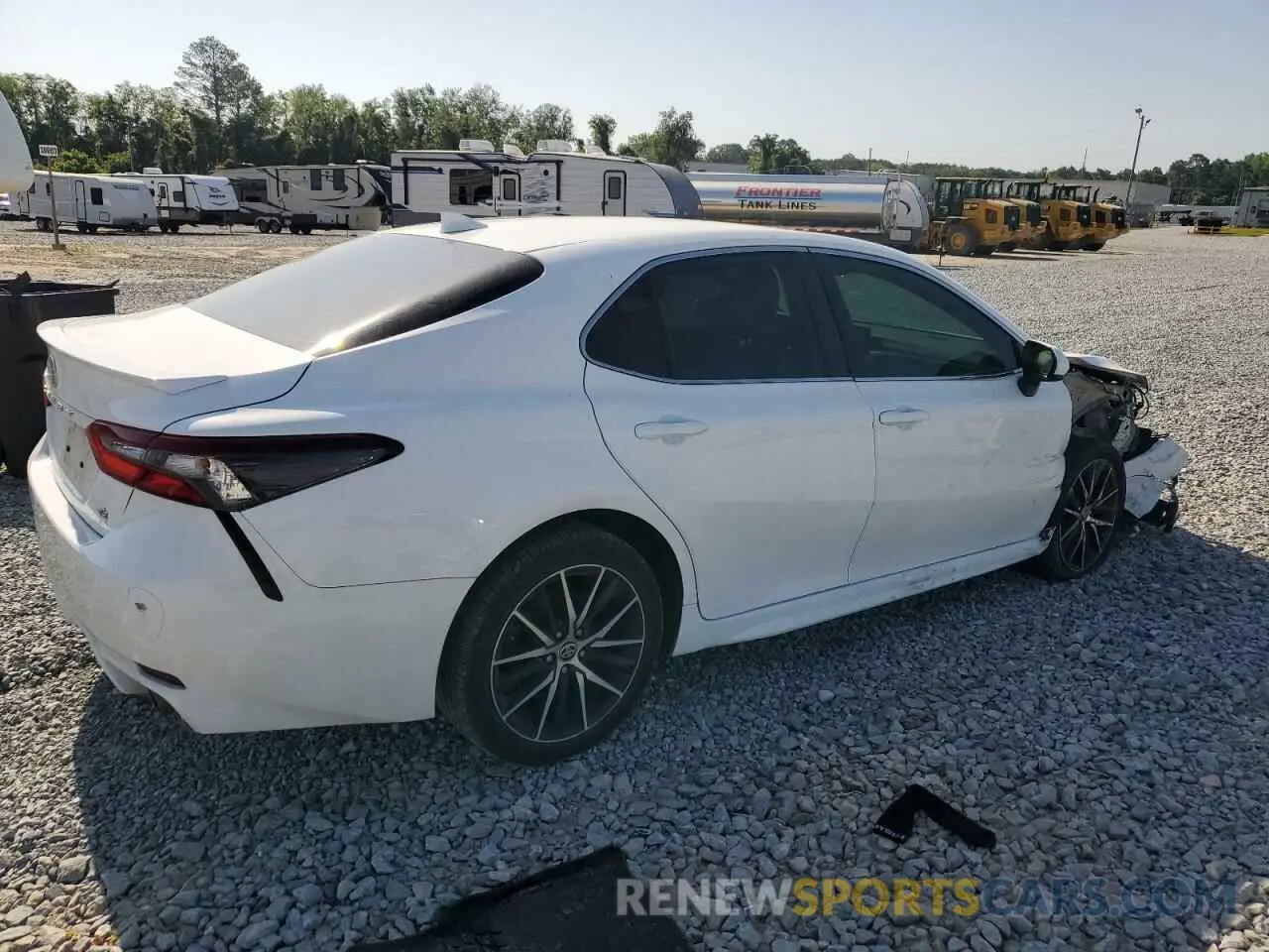 3 Фотография поврежденного автомобиля 4T1G11AK5MU614876 TOYOTA CAMRY 2021