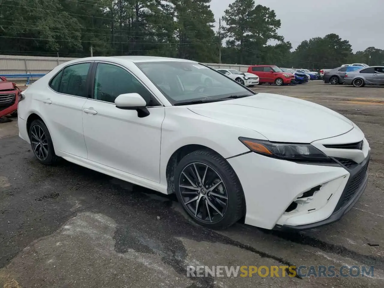 4 Photograph of a damaged car 4T1G11AK6MU403301 TOYOTA CAMRY 2021
