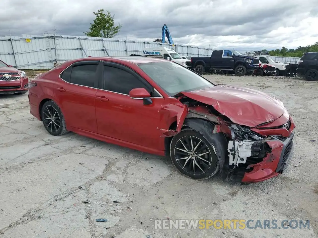 4 Photograph of a damaged car 4T1G11AK6MU408322 TOYOTA CAMRY 2021