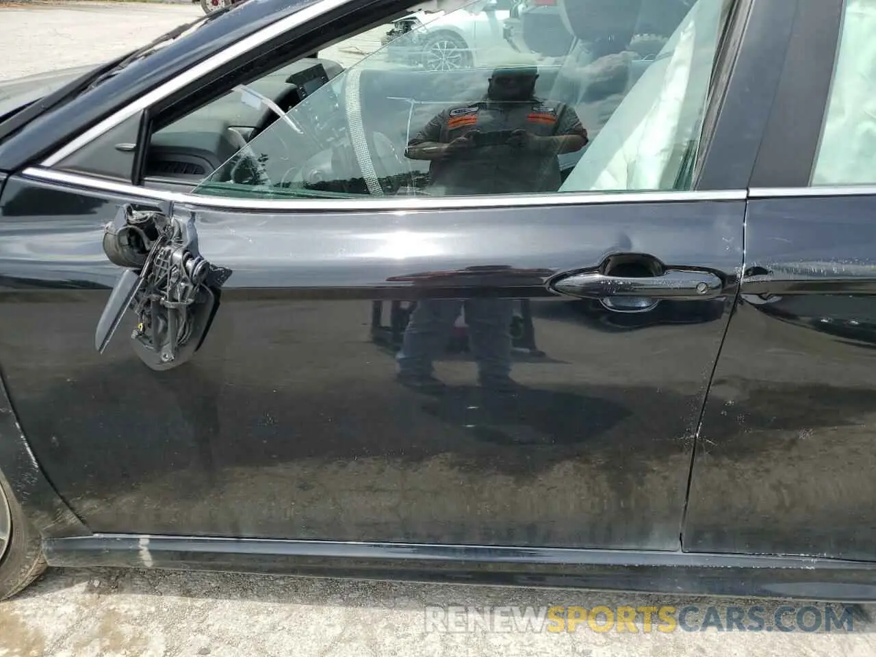 7 Photograph of a damaged car 4T1G11AK6MU410197 TOYOTA CAMRY 2021