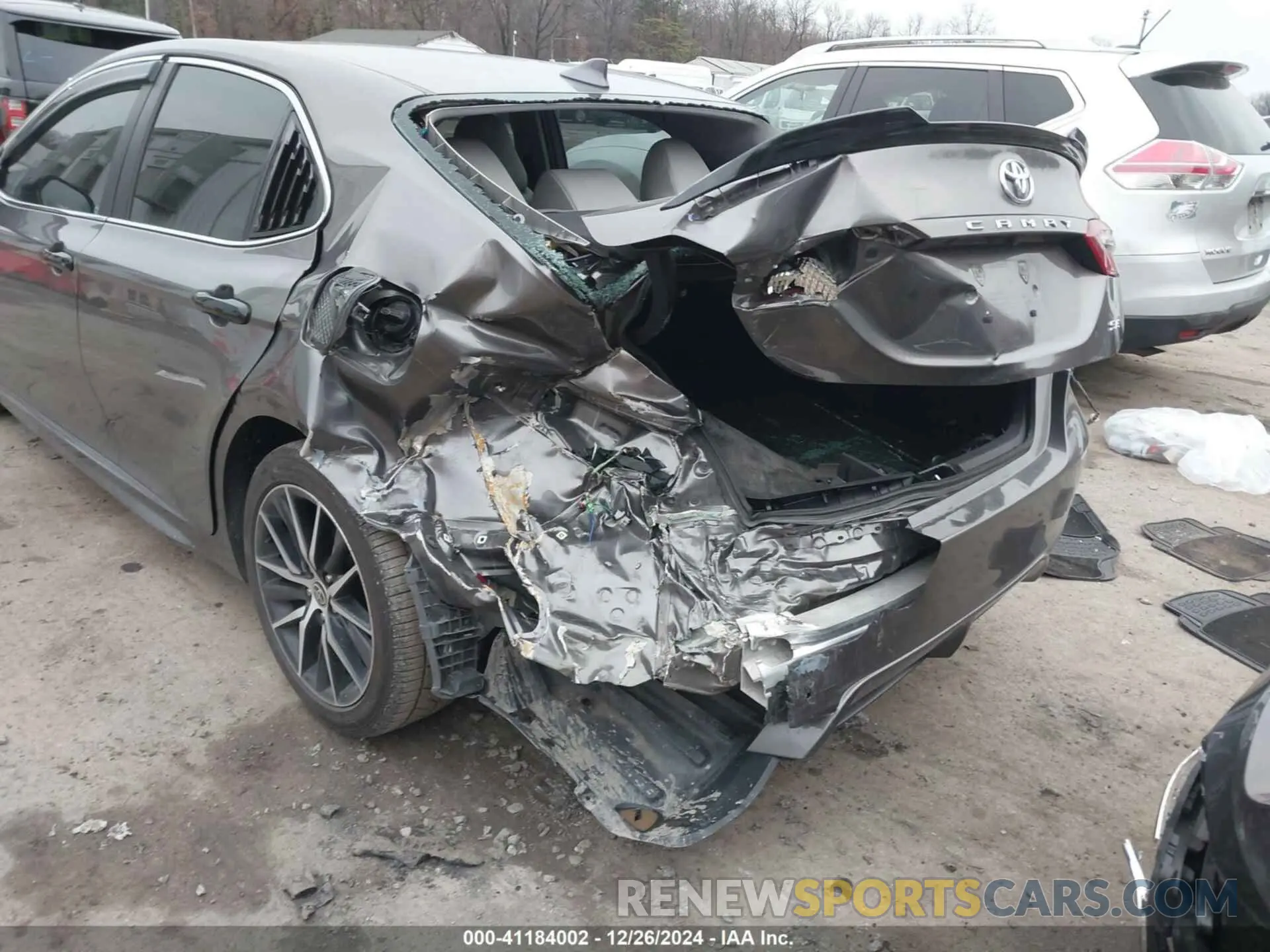 6 Photograph of a damaged car 4T1G11AK6MU415125 TOYOTA CAMRY 2021
