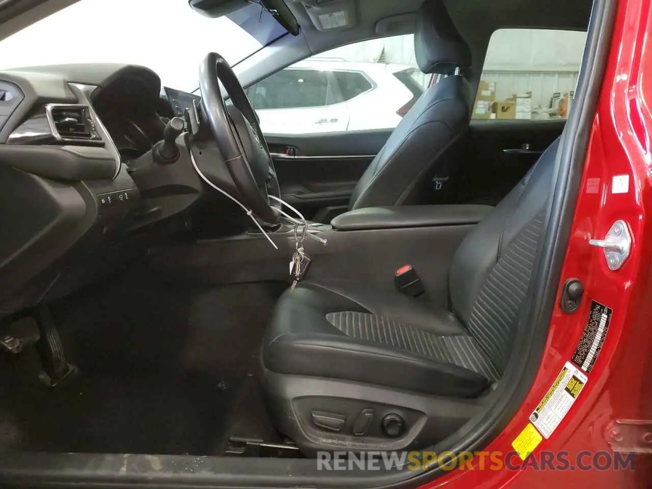 7 Photograph of a damaged car 4T1G11AK6MU430627 TOYOTA CAMRY 2021