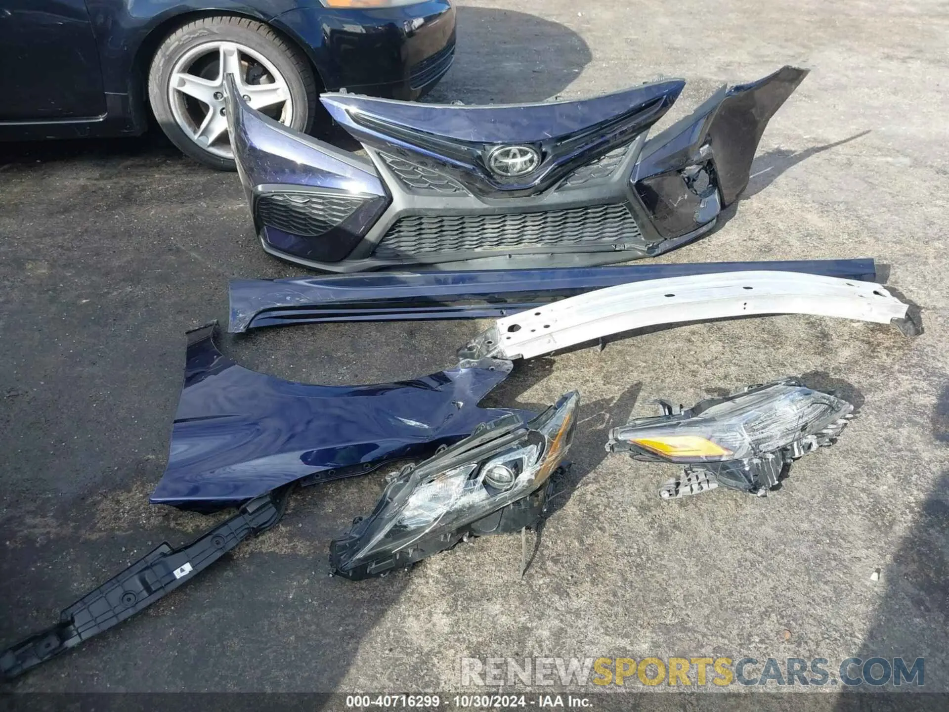 12 Photograph of a damaged car 4T1G11AK6MU490455 TOYOTA CAMRY 2021