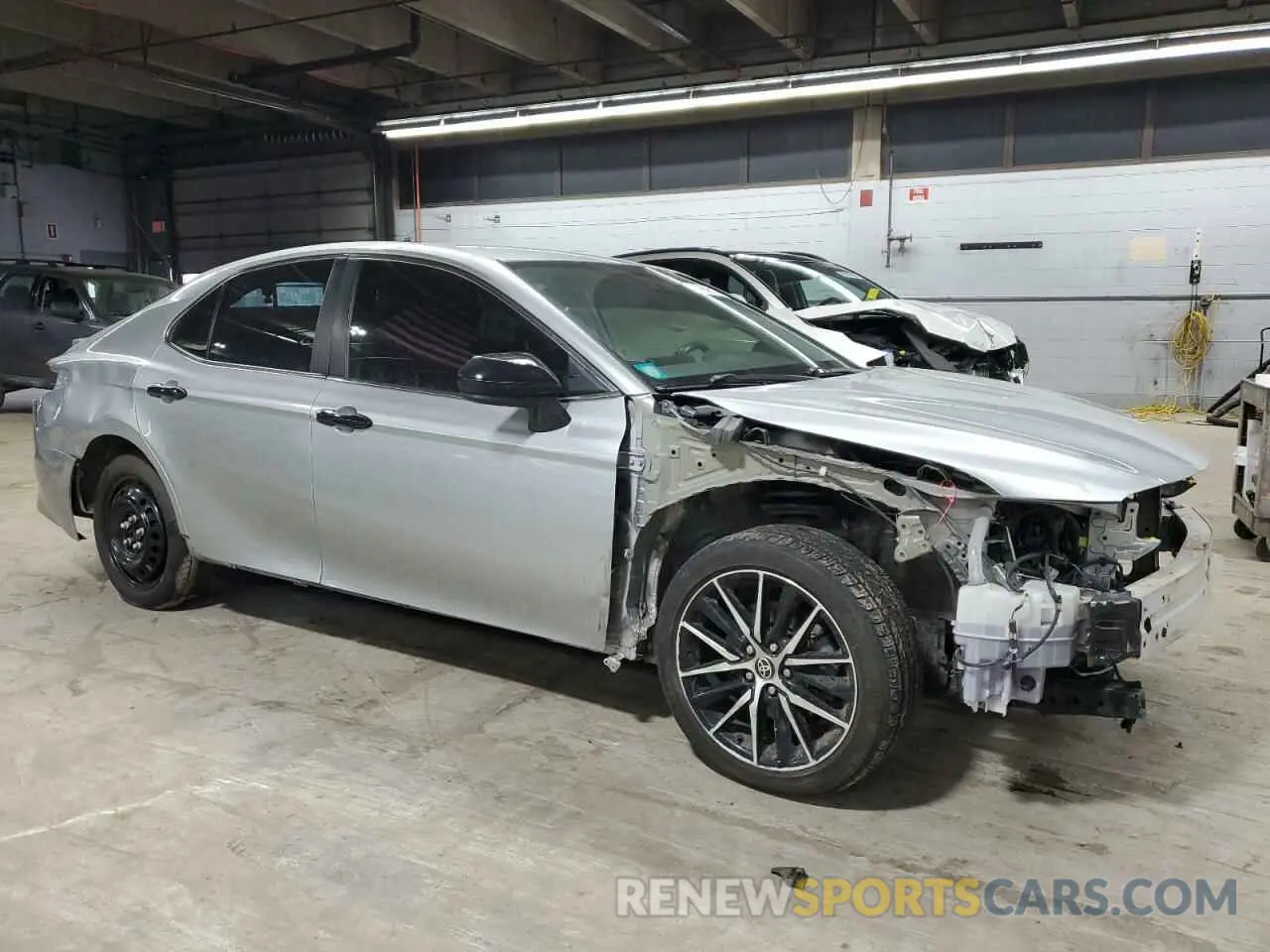 4 Photograph of a damaged car 4T1G11AK6MU525611 TOYOTA CAMRY 2021
