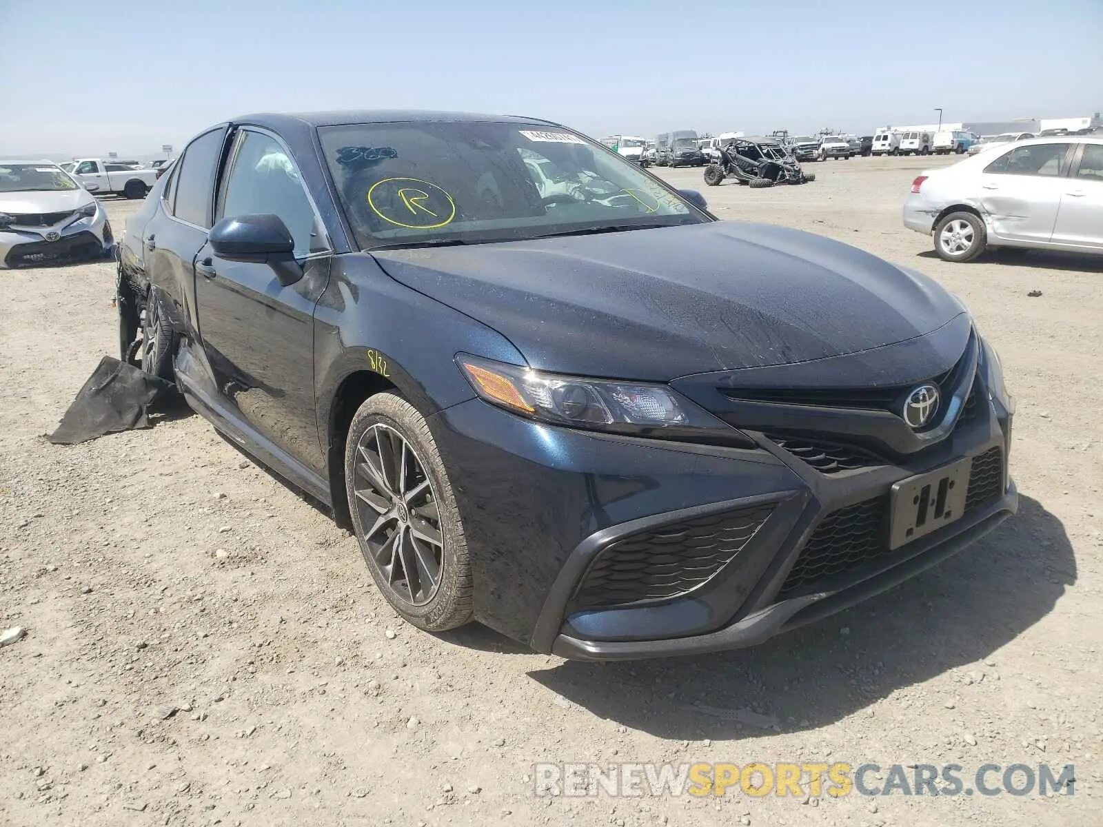 1 Photograph of a damaged car 4T1G11AK6MU534924 TOYOTA CAMRY 2021