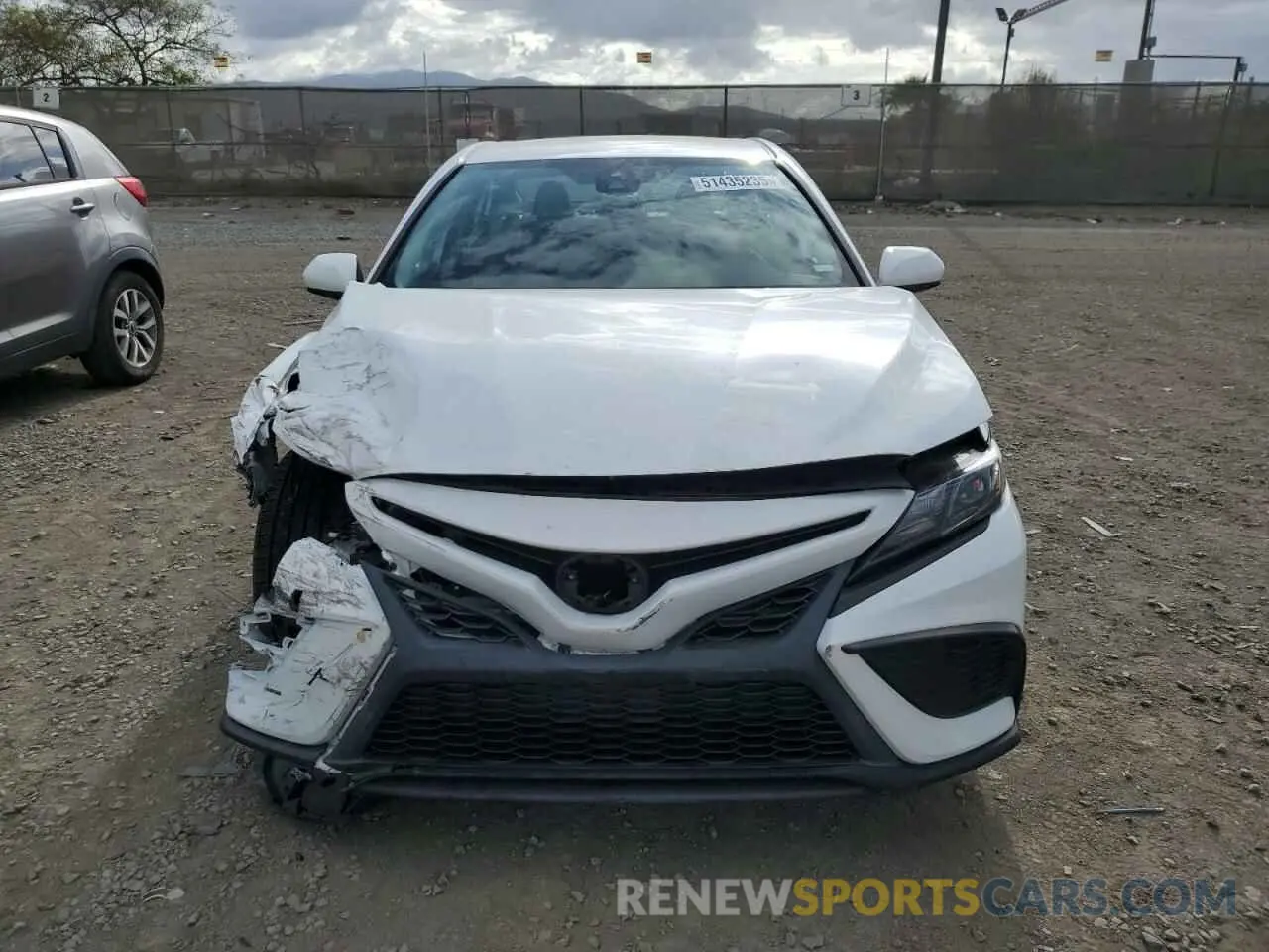 5 Photograph of a damaged car 4T1G11AK6MU539914 TOYOTA CAMRY 2021