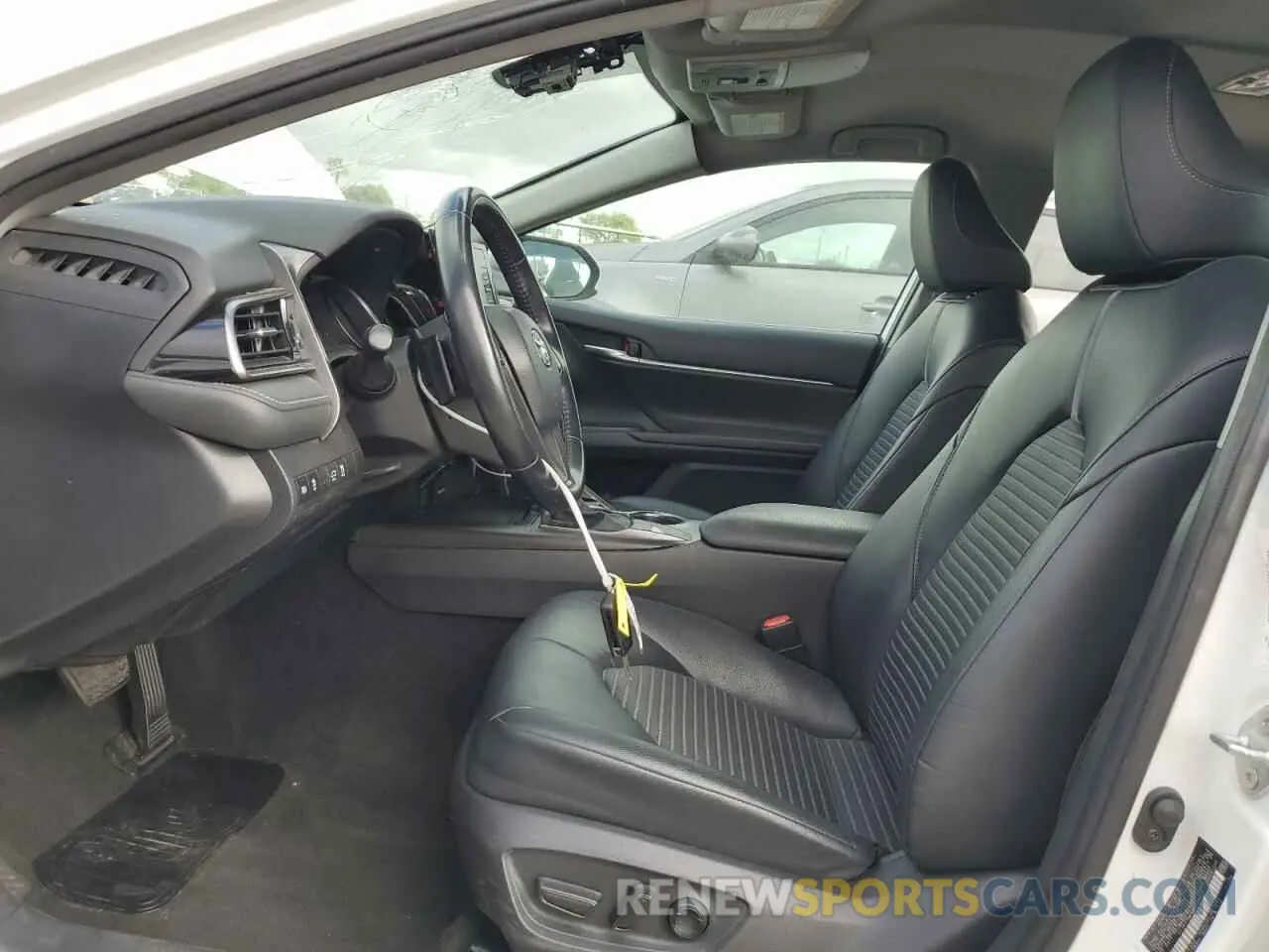7 Photograph of a damaged car 4T1G11AK6MU539914 TOYOTA CAMRY 2021