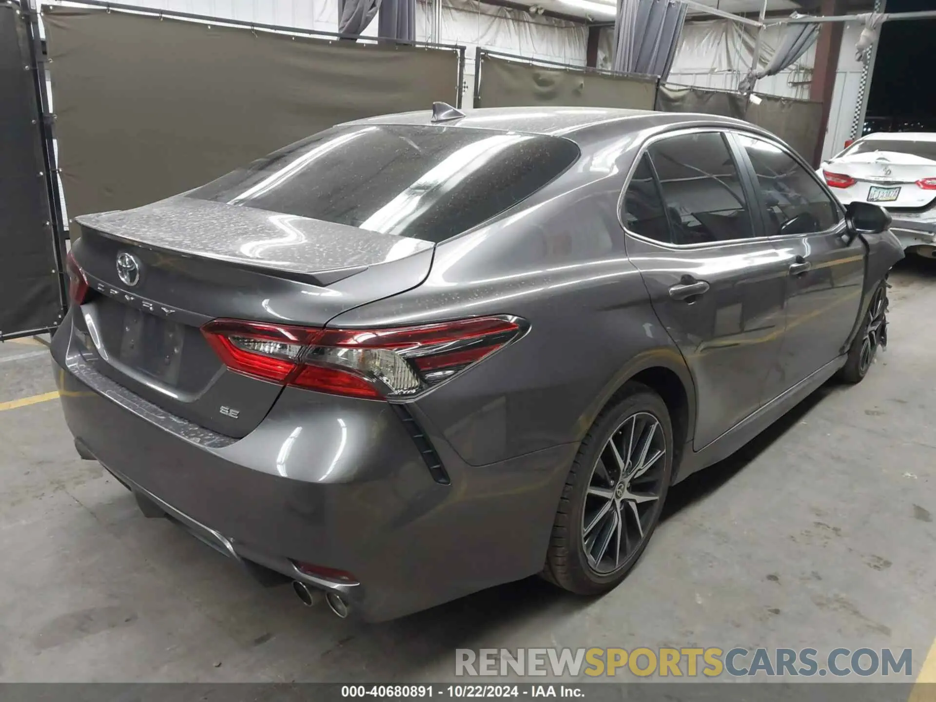 4 Photograph of a damaged car 4T1G11AK6MU578079 TOYOTA CAMRY 2021