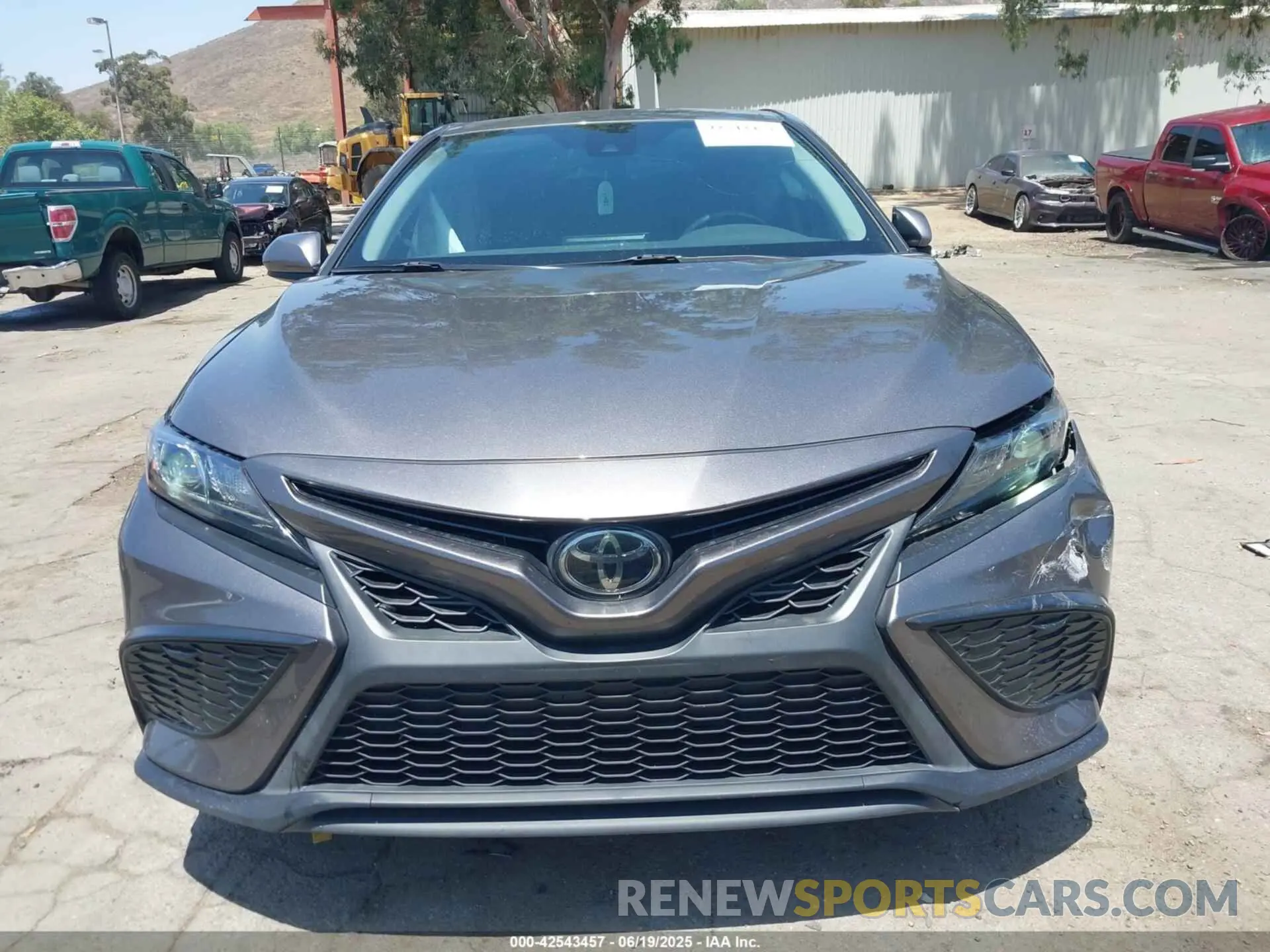 12 Photograph of a damaged car 4T1G11AK6MU603059 TOYOTA CAMRY 2021
