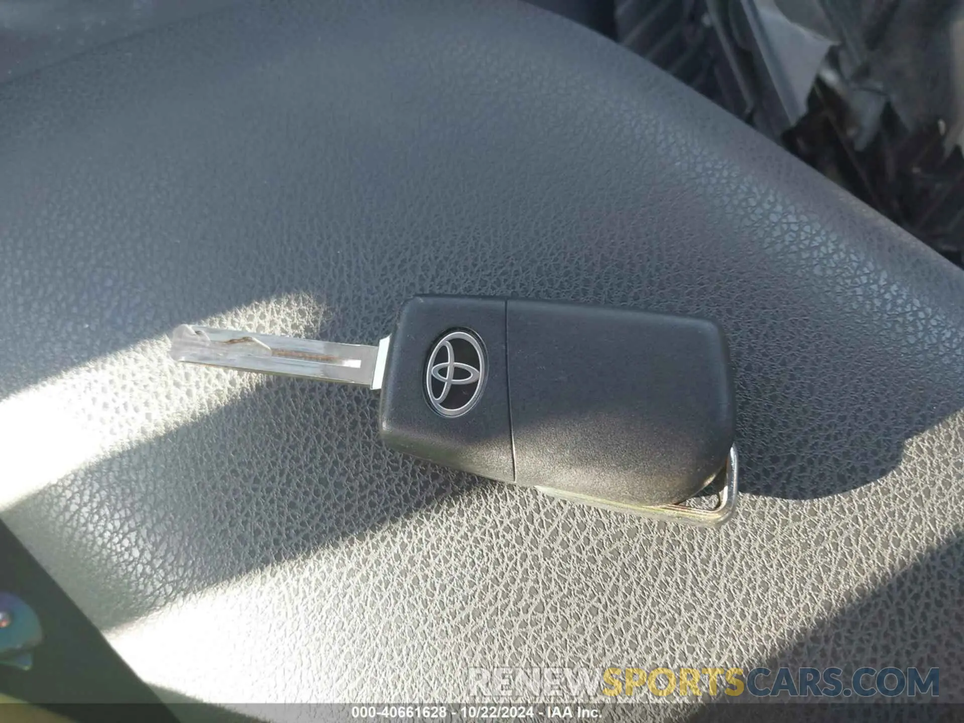 11 Фотография поврежденного автомобиля 4T1G11AK6MU614238 TOYOTA CAMRY 2021