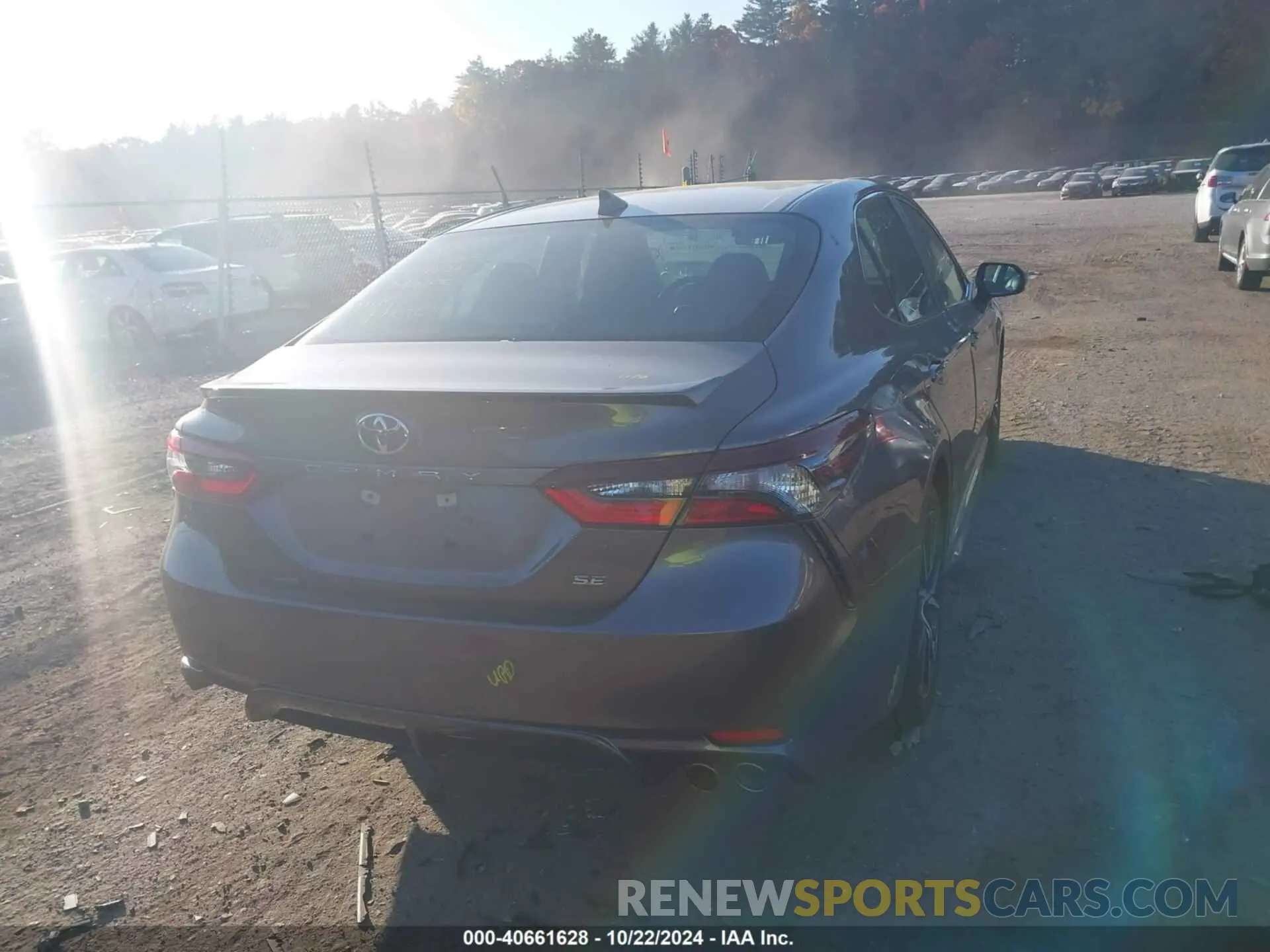 4 Фотография поврежденного автомобиля 4T1G11AK6MU614238 TOYOTA CAMRY 2021
