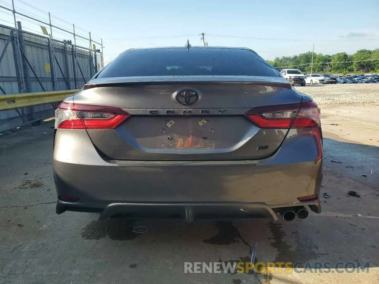 6 Photograph of a damaged car 4T1G11AK7MU409981 TOYOTA CAMRY 2021
