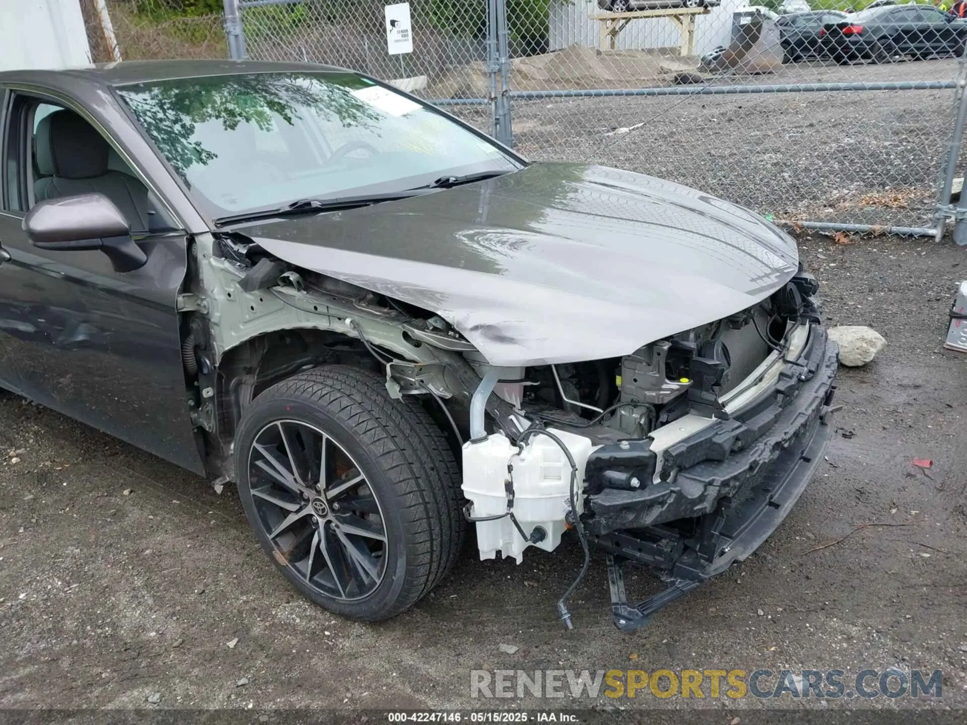 19 Photograph of a damaged car 4T1G11AK7MU435108 TOYOTA CAMRY 2021