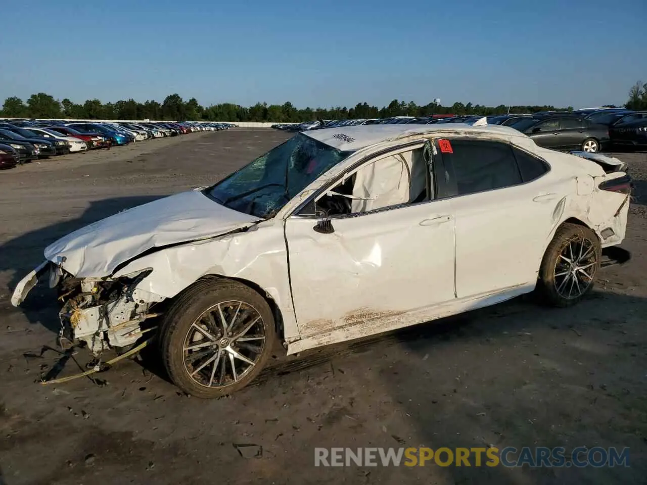 1 Photograph of a damaged car 4T1G11AK7MU470344 TOYOTA CAMRY 2021