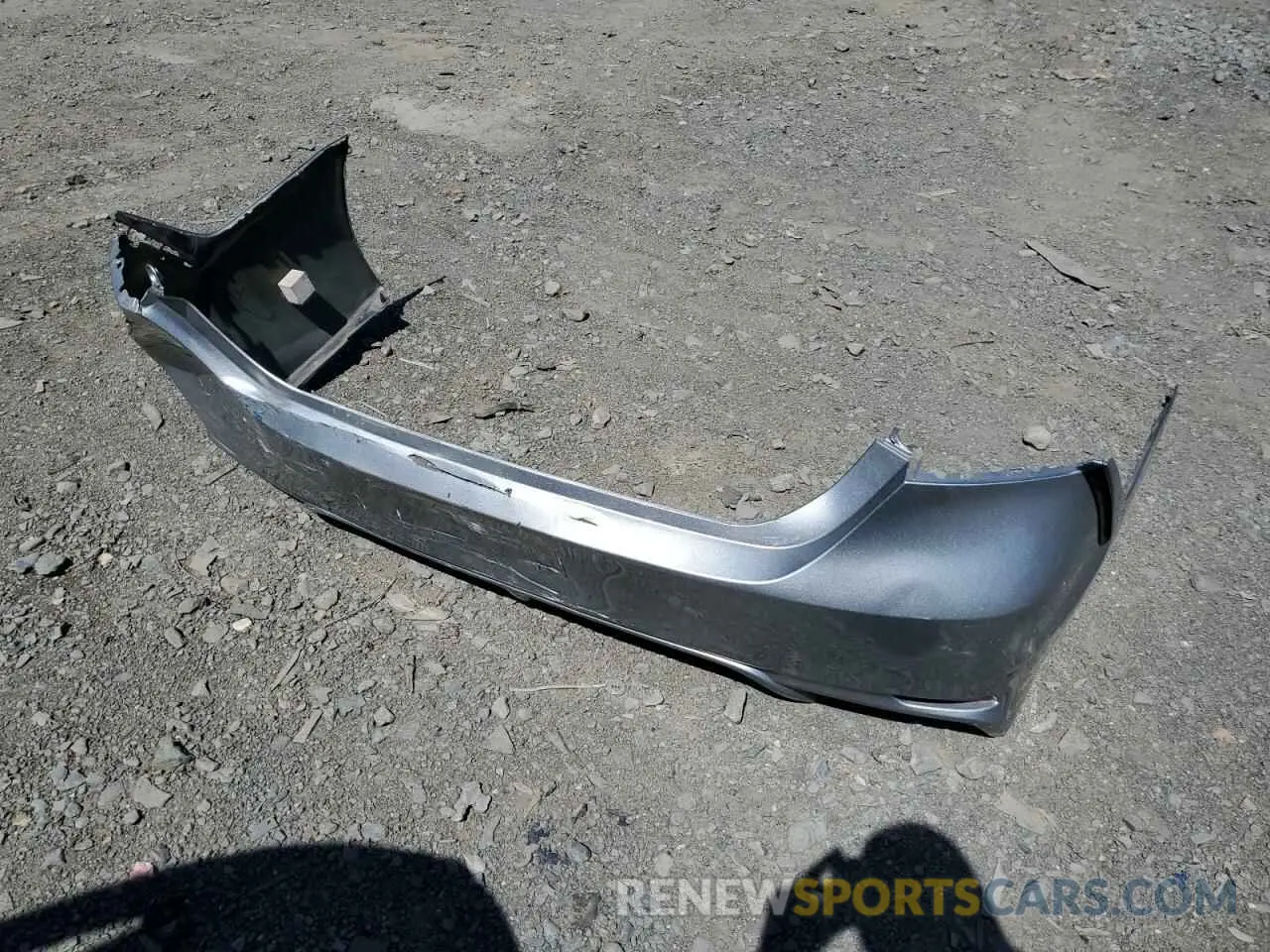 12 Photograph of a damaged car 4T1G11AK7MU476113 TOYOTA CAMRY 2021