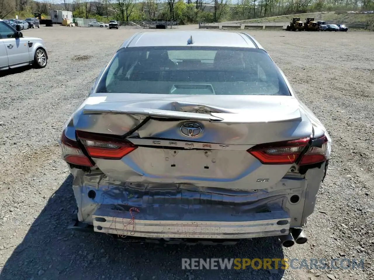 6 Photograph of a damaged car 4T1G11AK7MU476113 TOYOTA CAMRY 2021