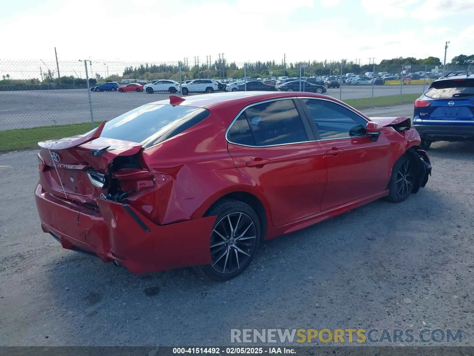 4 Photograph of a damaged car 4T1G11AK7MU484390 TOYOTA CAMRY 2021